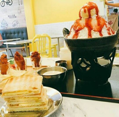 Mellow Yellow Toast & Bistro (เมลโล่ เยลโล่) Mellow Yellow Toast & Bistro (เมลโล่ เยลโล่)