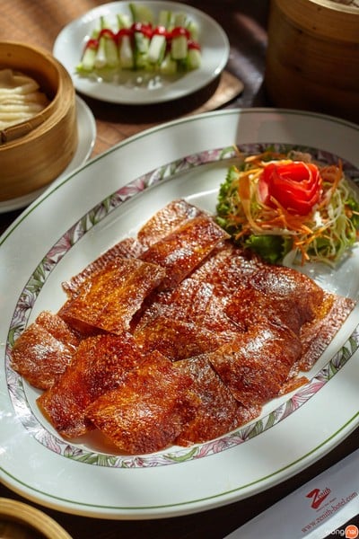 Tropical Max Restaurant (ทรอปิคอลแมกซ์) Tropical Max Restaurant (ทรอปิคอลแมกซ์)