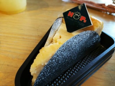 HOPs Dog Cafe - The House of Paws Dog Cafe สยามสแควร์ ซอย 8