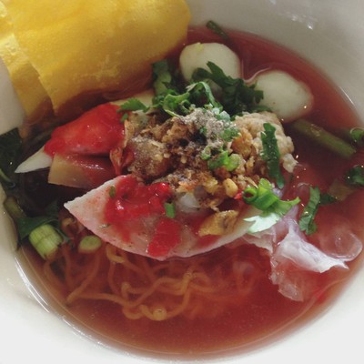 หมี่เหลืองโฟฟฟฟฟฟฟว