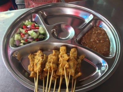 ข้าวมันไก่ไหหลำ