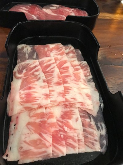 เนื้อหนอก