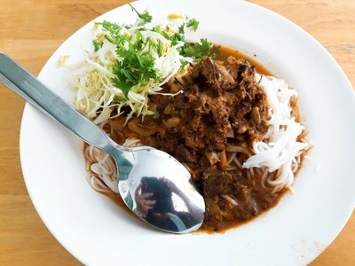 อาหาร หรือ เครื่องดื่ม