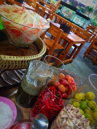 ส้มตำจัดการเองเลย