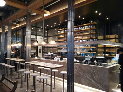 Vanilla Cafeteria (วนิลา คาเฟ่) EmQuartier Vanilla Cafeteria (วนิลา คาเฟ่) EmQuartier