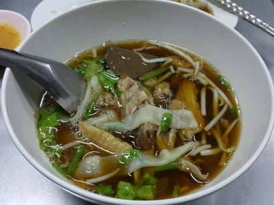 ก๋วยเตี๋ยวเป็ด 1 โภชนา (หน้าโรงพยาบาลพญาไท2)