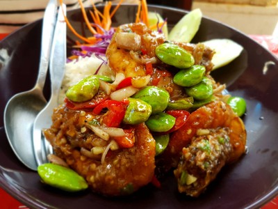 เมนูของร้าน โกซ้ง ฅนโบราณ