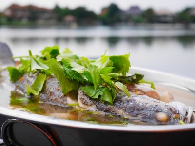 ปลากระพงนึ่งมะนาว