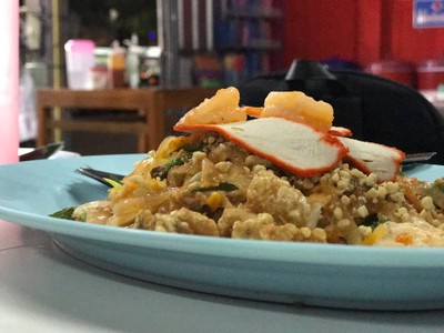 ผัดไทกุ้งสด