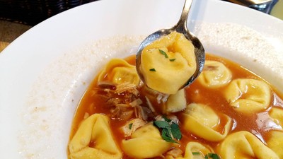 Tortellini in Brodo