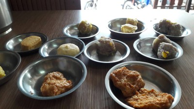 อาหาร หรือ เครื่องดื่ม