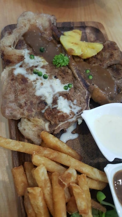 สเต็กเนื้อ