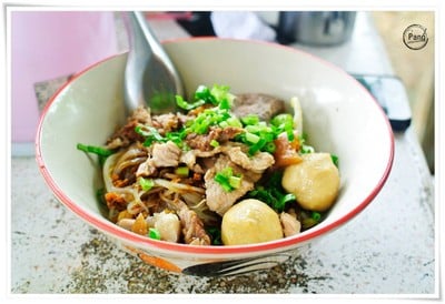 เครื่องเพียบใส่ซีอิ้วดำหวาน