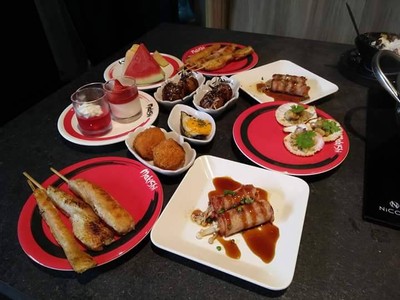 อาหาร หรือ เครื่องดื่ม