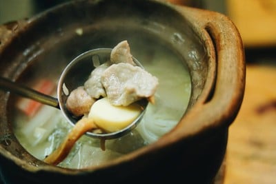 ซุ้ม 3 หมูจุ่ม (SUM 3 MU CHUM RESTAURANT) หน้าดารา ซุ้ม 3 หมูจุ่ม (SUM 3 MU CHUM RESTAURANT) หน้าดารา