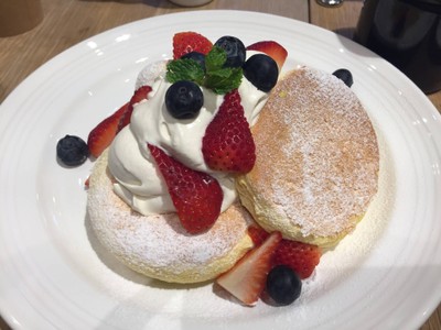 Kiseki Pancake Fresh Fruit