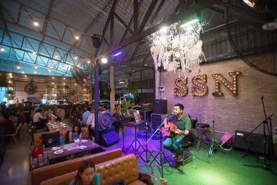 สวนสนาน