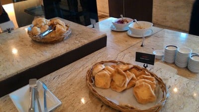 โรงแรมท็อปแลนด์พลาซ่า (TOPLAND PLAZA HOTEL) โรงแรมท็อปแลนด์พลาซ่า (TOPLAND PLAZA HOTEL)