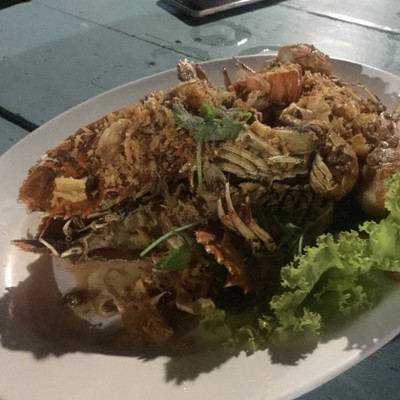 กั้งทอดกระเทียมพริกไทย