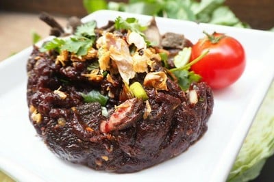 เมนูของร้าน ลาบยางเนิ้ง