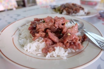 ข้าวเนื้อน้ำมันหอย