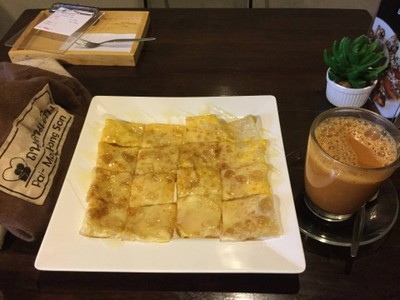 โรตีไข่ + ชาชักร้อน