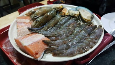 อาหาร หรือ เครื่องดื่ม