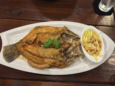 ปลาทอดน้ำปลา