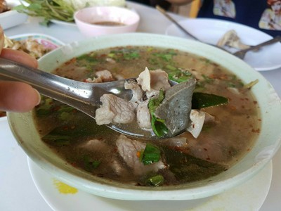 แม่มวลไก่หมุน(ปักธงชัย) แรก