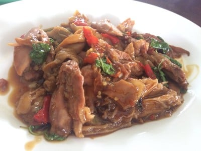 กะเพราขาหมู