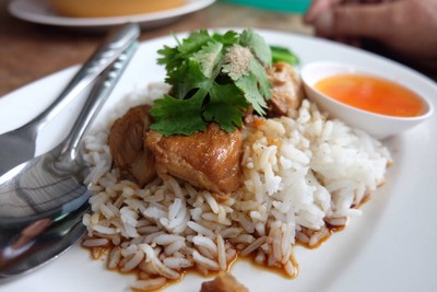 ข้าวหมูตุ๋น