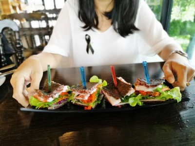 แซนวิชคอนโด