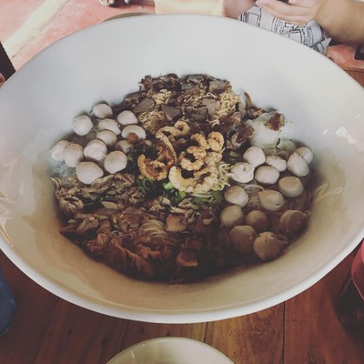 ก๋วยเตี๋ยวป้าน่าหม้อ