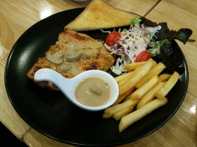 สเต็กไก่พริกไทยดำ