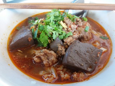 น้ำเงี้ยว ป้าสุข