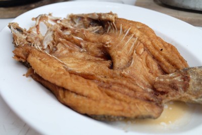 ปลากระพงทอดน้ำปลา