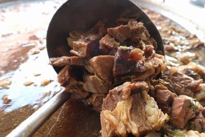 ก๋วยเตี๋ยวเนื้อตุ๋นนายส่วน สวนสยาม