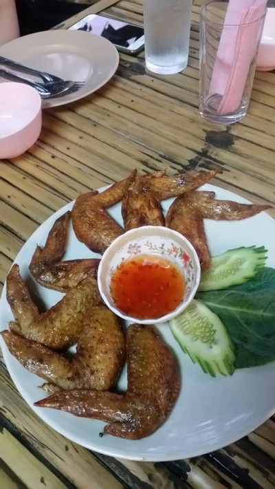 ปีกไก่ทอด