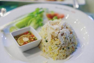 ข้าวผัดปู