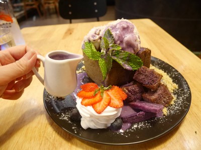 อาหาร หรือ เครื่องดื่ม