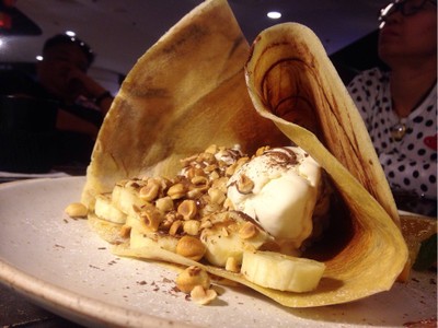 เครปไอศรีมนมสด กล้วย นูเทลล่า