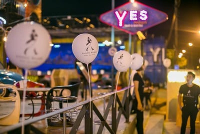 Yes Sky Moon Bar&bistro