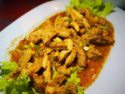 น้ำตกหมู