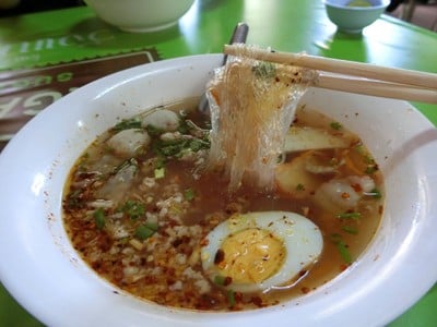 วุ้นเส้นต้มยำ
