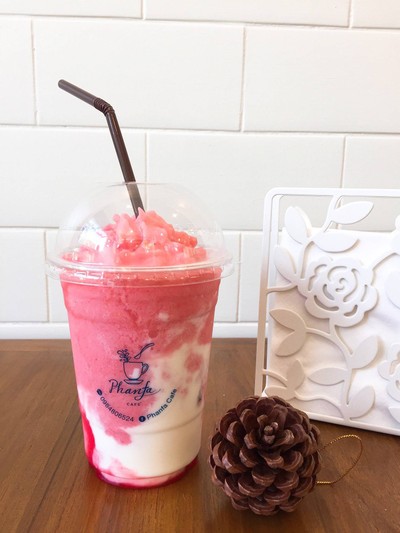 Steawberry Yogurt Berry Smoothies มันชุ่มคอนะคราฟ