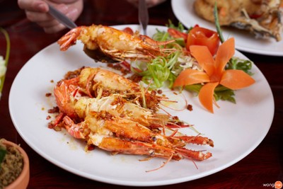 แคทบางแสนทะเลเผา. Bangsean Seafood At The Beach แคทบางแสนทะเลเผา. Bangsean Seafood At The Beach