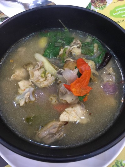 ต้มยำไก่บ้าน
