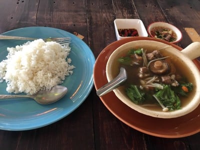 บะกุ๊ดเต๋ 50 บาท ข้าวเปล่า 10 บาท