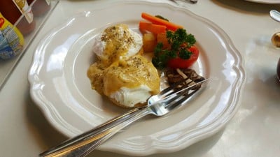 Egg benedict ..