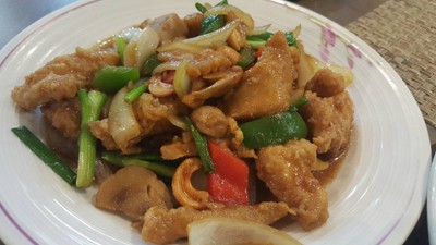 ภัตตาคารเยลโล ออร์คิด (Yellow Orchid Restaurant Phuket) ภัตตาคารเยลโล ออร์คิด (Yellow Orchid Restaurant Phuket)